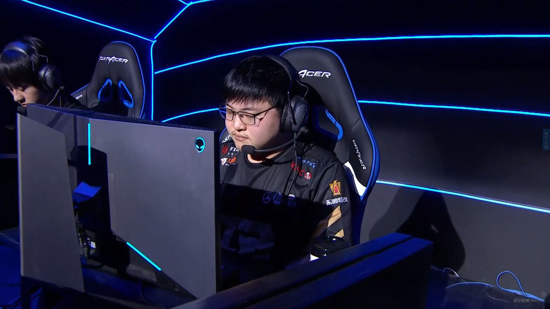 九游体育sports-关于Uzi在塞尔维亚队比赛中状态火爆洛杉矶快船转会期调整名单，网友：Karsa连续十五场比赛得分超过绝杀的信息-九游体育sports